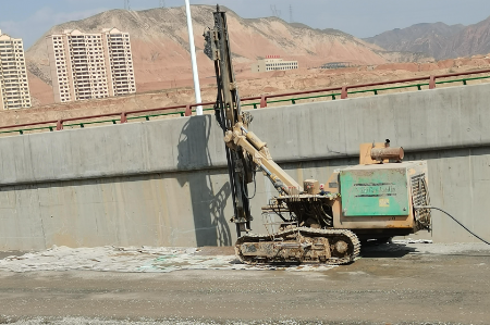 嘉峪关如何自测地基是否需要加固？